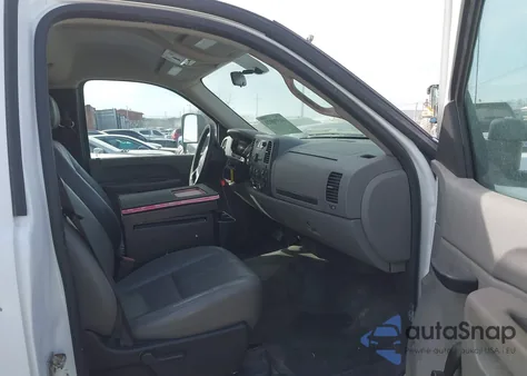 2012 Chevrolet Silverado 2500Hd Work Truck z USA, uszkodzony, nr VIN 1GB0CVCG0CF190644